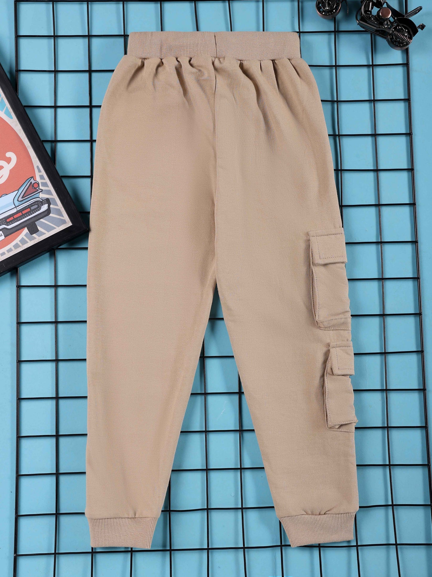 Boys Solid Beige Oversized Trackpant