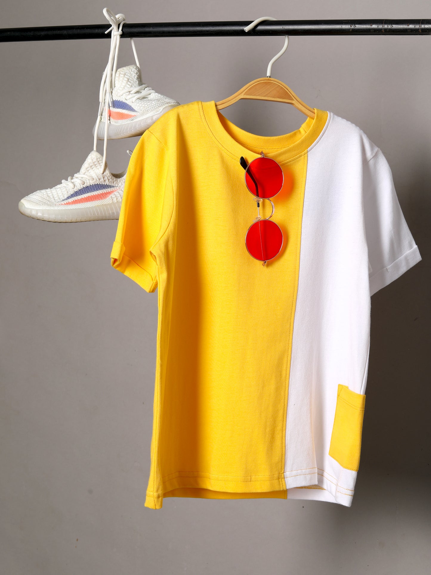 Boys Colorblock Regular fit Yellow  T-Shirt